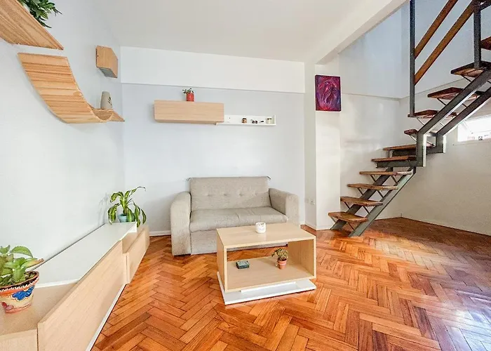 Departamento Amoblado Con Terraza, Belgrano